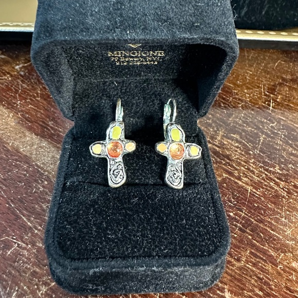 Abstract vibe silvertone cross earrings - Picture 4 of 4